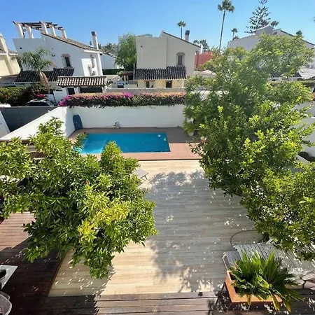 Bonita Con Piscina Вилла *