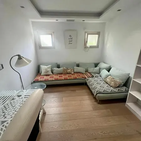 Bonita Con Piscina Вилла