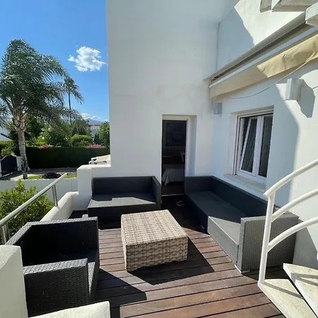 Bonita Con Piscina Estepona