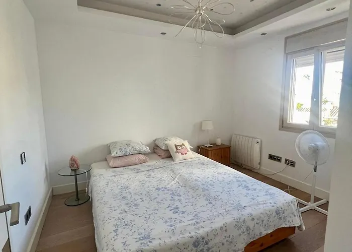 Bonita Con Piscina Villa *