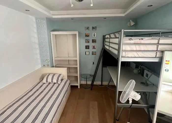 Villa Bonita Con Piscina Estepona