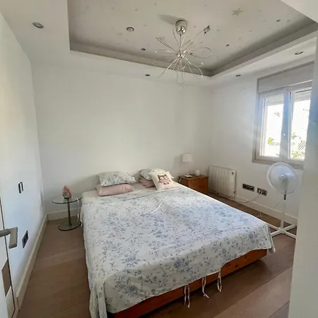 Bonita Con Piscina Villa *