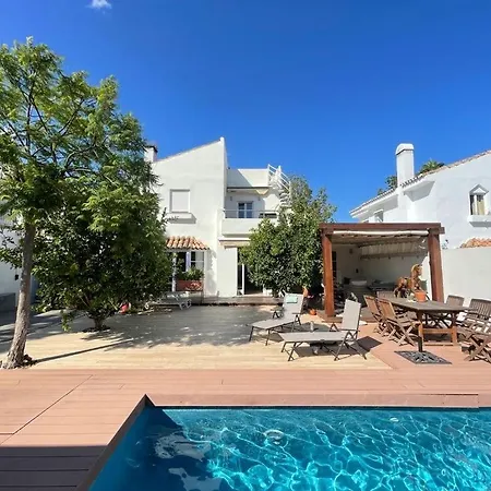 Villa Bonita Con Piscina *